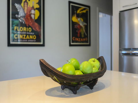 Boutique Stays Sandyside- Sandringham Villa Units - Surfers Gold Coast 2