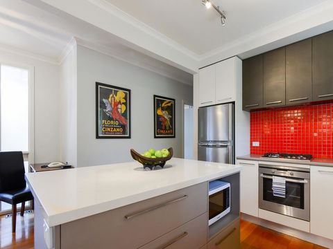 Boutique Stays Sandyside- Sandringham Villa Units - Surfers Gold Coast 0