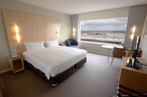 PARKROYAL Melbourne Airport - Surfers Gold Coast 33