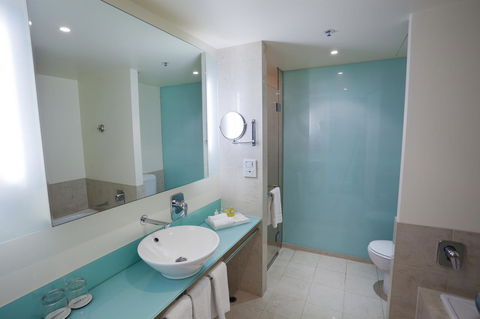 PARKROYAL Melbourne Airport - Surfers Gold Coast 21