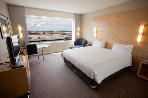 PARKROYAL Melbourne Airport - Surfers Gold Coast 28