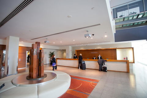 PARKROYAL Melbourne Airport - Surfers Gold Coast 16