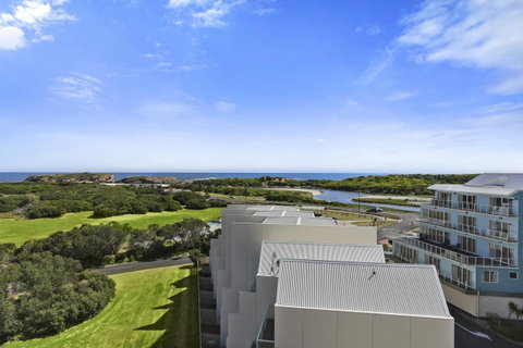 Deep Blue Hotel & Hot Springs - Surfers Gold Coast 34