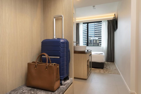Ibis Melbourne Central - Surfers Gold Coast 39