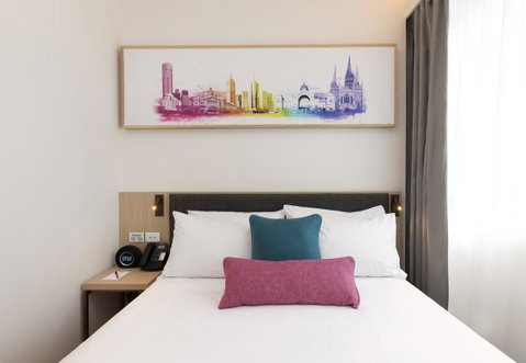 Ibis Melbourne Central - Surfers Gold Coast 36