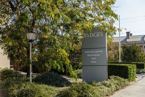 Rydges Geelong - Surfers Gold Coast 10