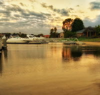 Waterfront Retreat - Surfers Gold Coast