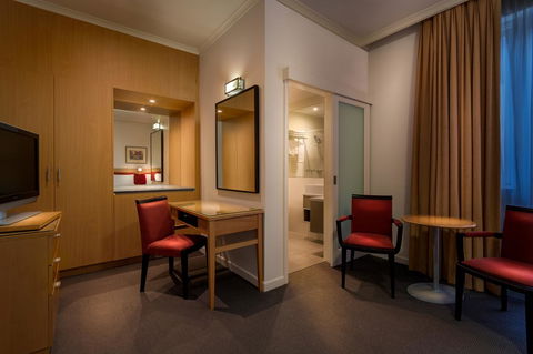 BEST WESTERN PLUS Travel Inn - Surfers Gold Coast 38