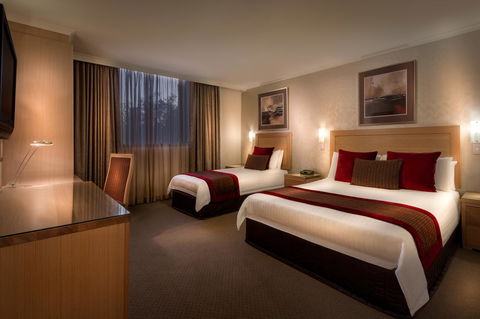 BEST WESTERN PLUS Travel Inn - Surfers Gold Coast 25