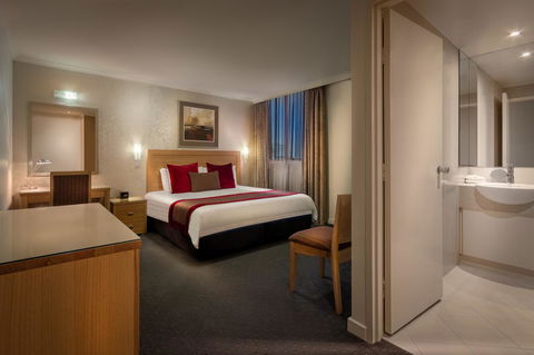 BEST WESTERN PLUS Travel Inn - Surfers Gold Coast 28
