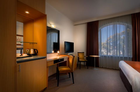BEST WESTERN PLUS Travel Inn - Surfers Gold Coast 23