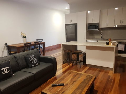 Sublime Spa Apartments - Surfers Gold Coast 5