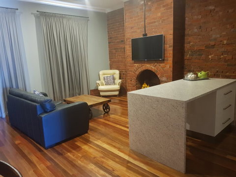 Sublime Spa Apartments - Surfers Gold Coast 12
