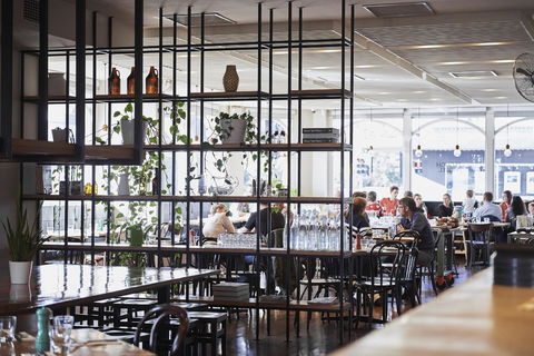 Plough Hotel - Surfers Gold Coast 17