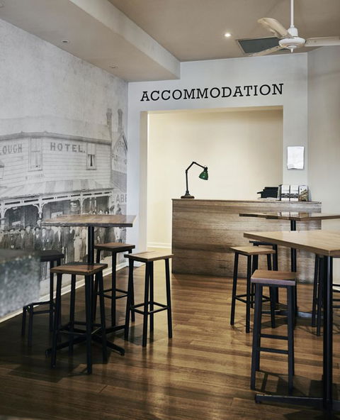 Plough Hotel - Surfers Gold Coast 28