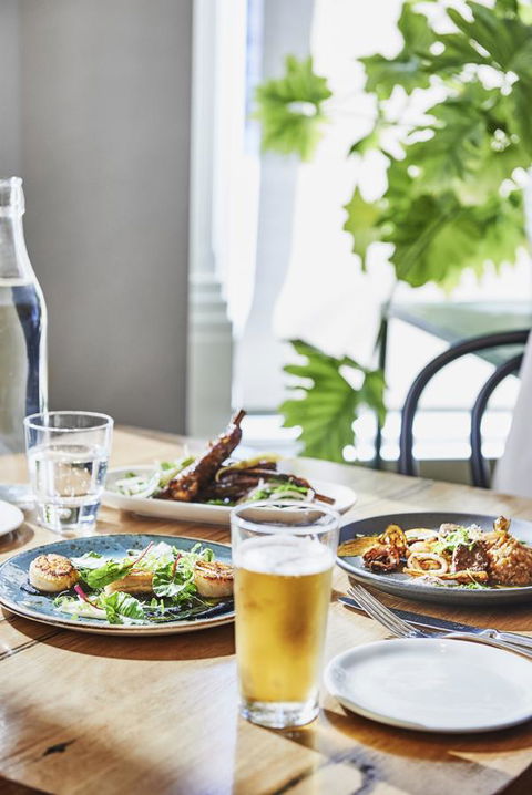 Plough Hotel - Surfers Gold Coast 22