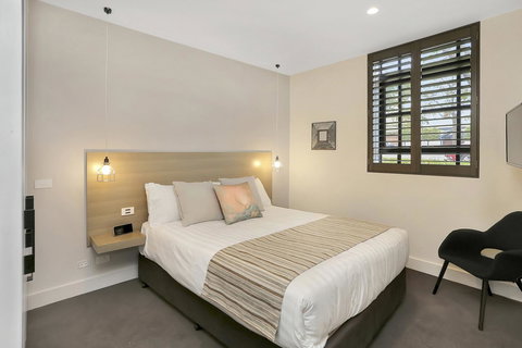 Devlin Apartments - Surfers Gold Coast 3