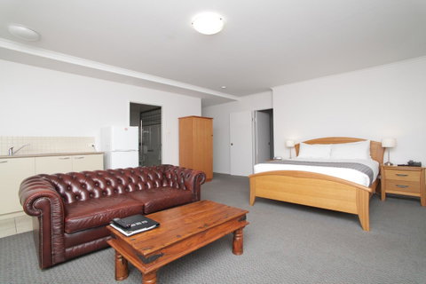 Quality Inn & Suites The Menzies - Surfers Gold Coast 8