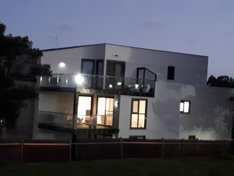 Apartments In Phillip Island Towers - Block C - Surfers Gold Coast 21