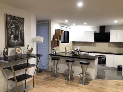 Apartments In Phillip Island Towers - Block C - Surfers Gold Coast 39