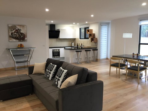 Apartments In Phillip Island Towers - Block C - Surfers Gold Coast 43