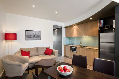 The Waves Apartments - Surfers Gold Coast 2