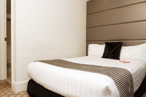 Stamford Plaza Melbourne - Surfers Gold Coast 12