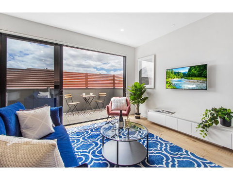 Boutique Apartment In Quiet, Sought-after Suburb - Surfers Gold Coast 1
