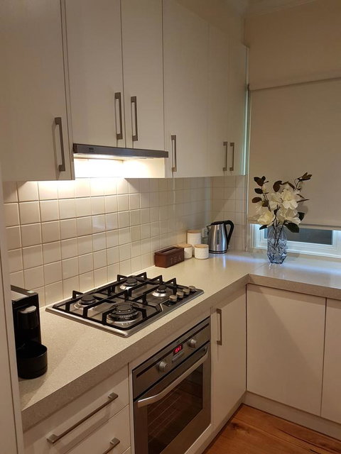 Healesville House - Fig Tree House - Surfers Gold Coast 4