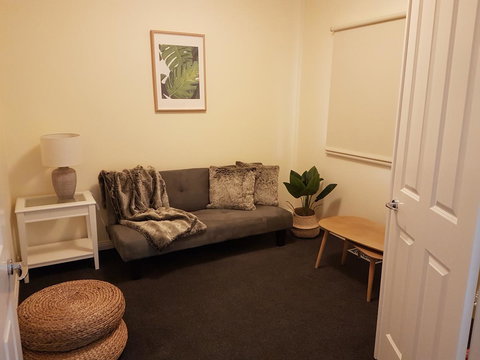 Healesville House - Fig Tree House - Surfers Gold Coast 9