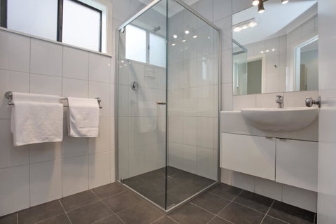 Hamilton Townhouse Motel - Surfers Gold Coast 21