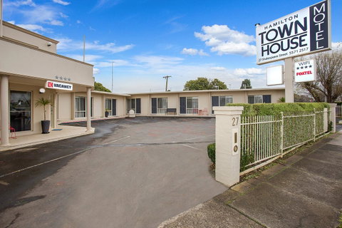 Hamilton Townhouse Motel - Surfers Gold Coast 14