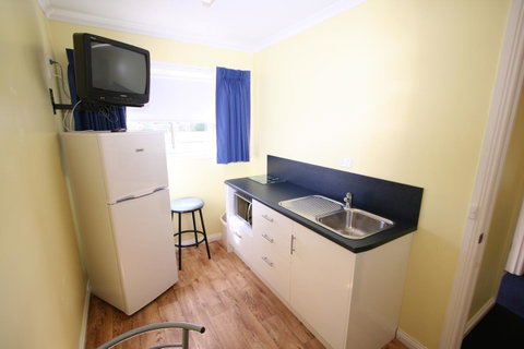 Hamilton Townhouse Motel - Surfers Gold Coast 4