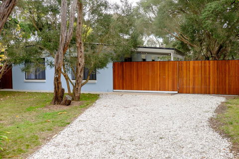 Cottage On Rye - Surfers Gold Coast 10