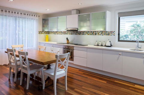 Cottage On Rye - Surfers Gold Coast 11