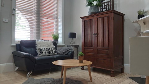 Boutique Heritage Studios On Ryrie Geelong CBD Opposite Hospital - Surfers Gold Coast 0