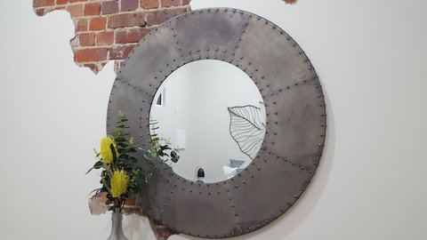 Boutique Heritage Studios On Ryrie Geelong CBD Opposite Hospital - Surfers Gold Coast 24