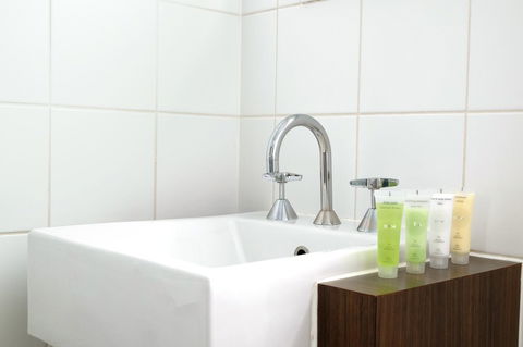 MAC South Yarra By Melbourne Apartment Collection - Surfers Gold Coast 14