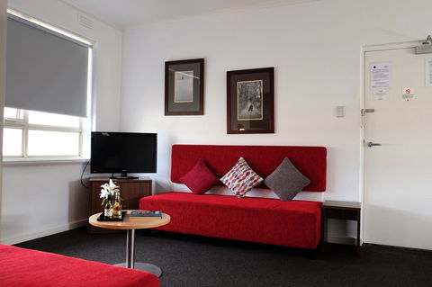 MAC South Yarra By Melbourne Apartment Collection - Surfers Gold Coast 3