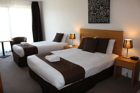 Bairnsdale International - Surfers Gold Coast 28