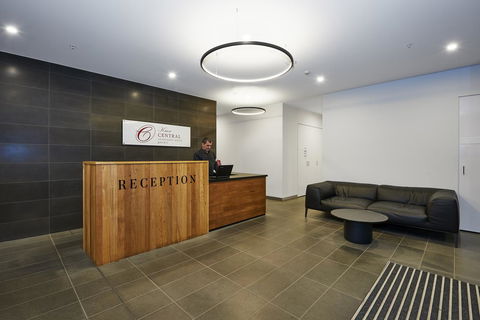 Melbourne Knox Central Apartment Hotel Official - Surfers Gold Coast 3