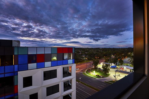Melbourne Knox Central Apartment Hotel Official - Surfers Gold Coast 34
