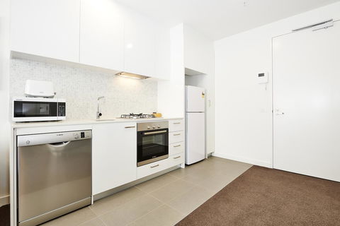 Melbourne Knox Central Apartment Hotel Official - Surfers Gold Coast 35