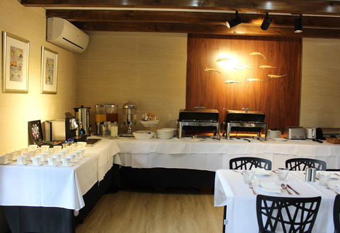 Eltham Gateway Hotel & Conference Centre - Surfers Gold Coast 13