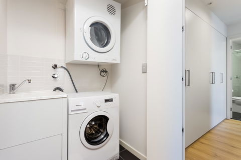 Accent Accommodation@Docklands - Surfers Gold Coast 8