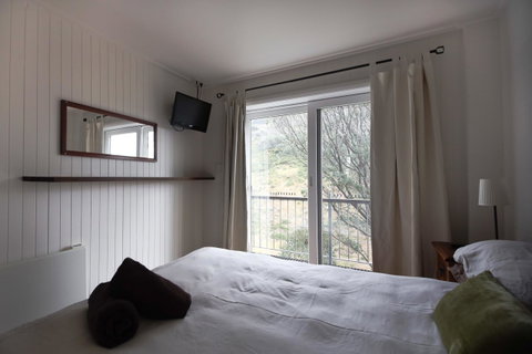 Maisonettes Falls Creek - Surfers Gold Coast 6