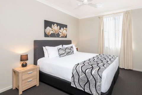 The Brighton Apartments - Surfers Gold Coast 1