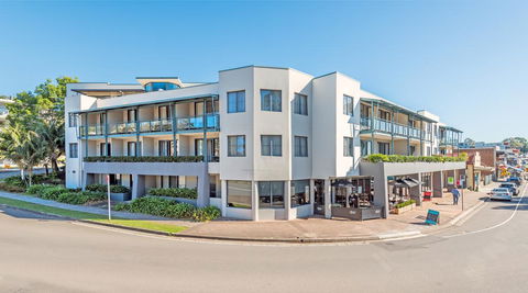 The Brighton Apartments - Surfers Gold Coast 0