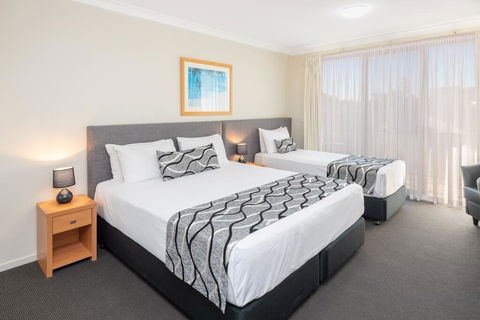 The Brighton Apartments - Surfers Gold Coast 3