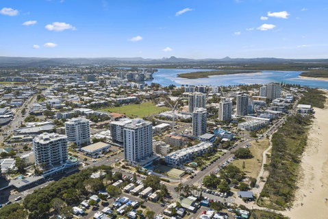 The Burlington Holiday Apartments - Surfers Gold Coast 1